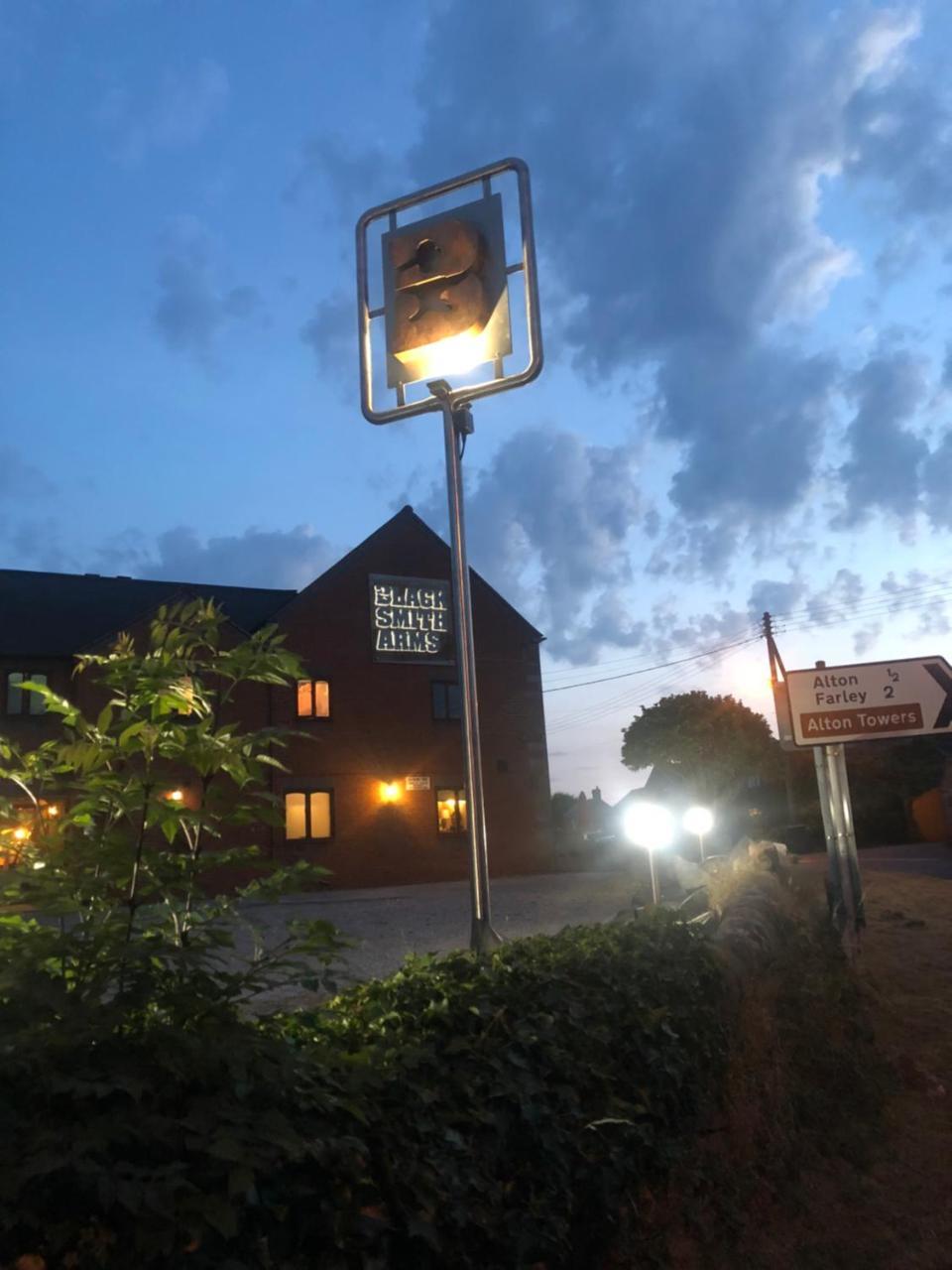 Bed and Breakfast The Blacksmith Arms Alton  Exterior foto
